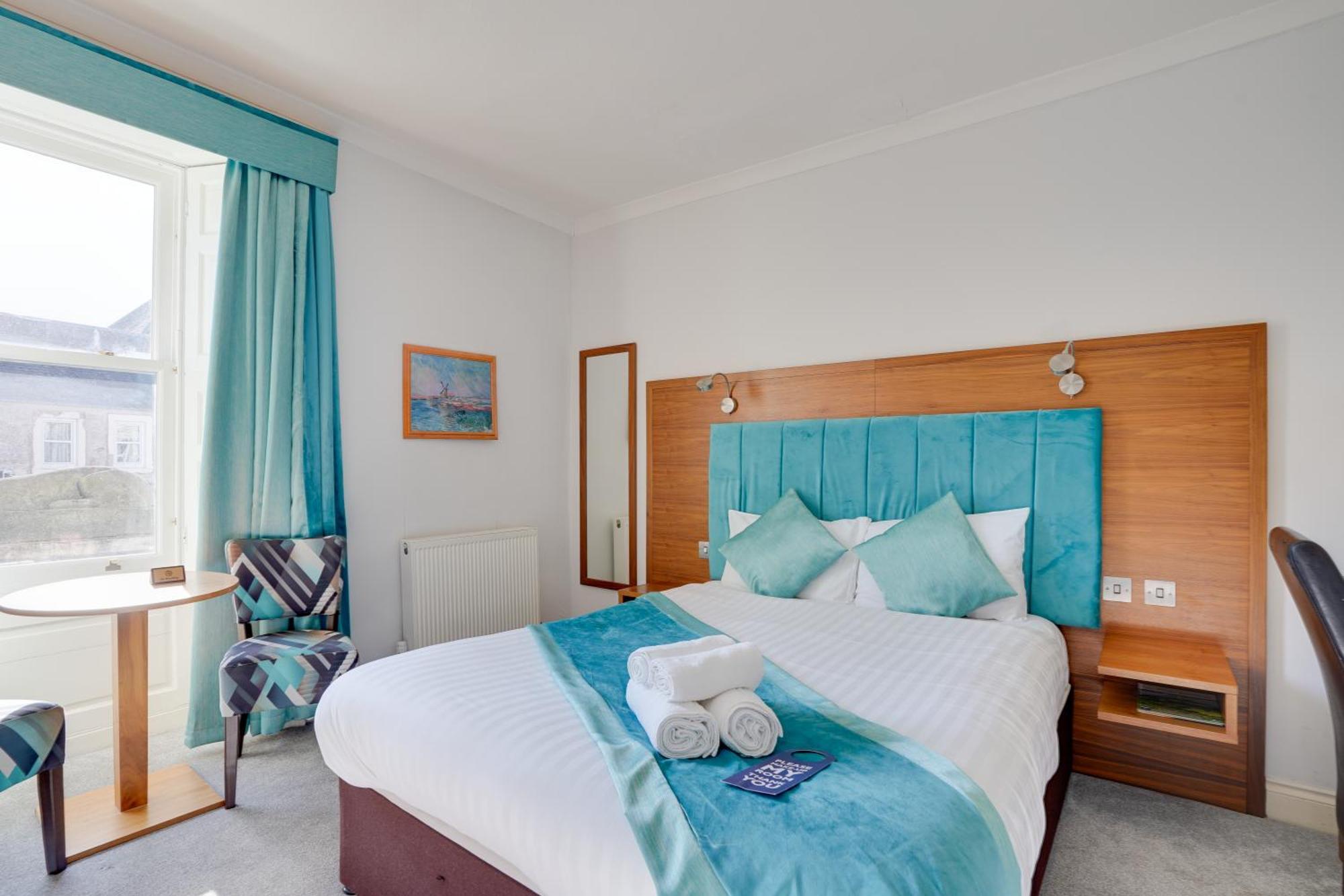 The County Hotel - Self Check-In, Ultra Fast Wi-Fi, Free Parking, Central Location Selkirk Zewnętrze zdjęcie