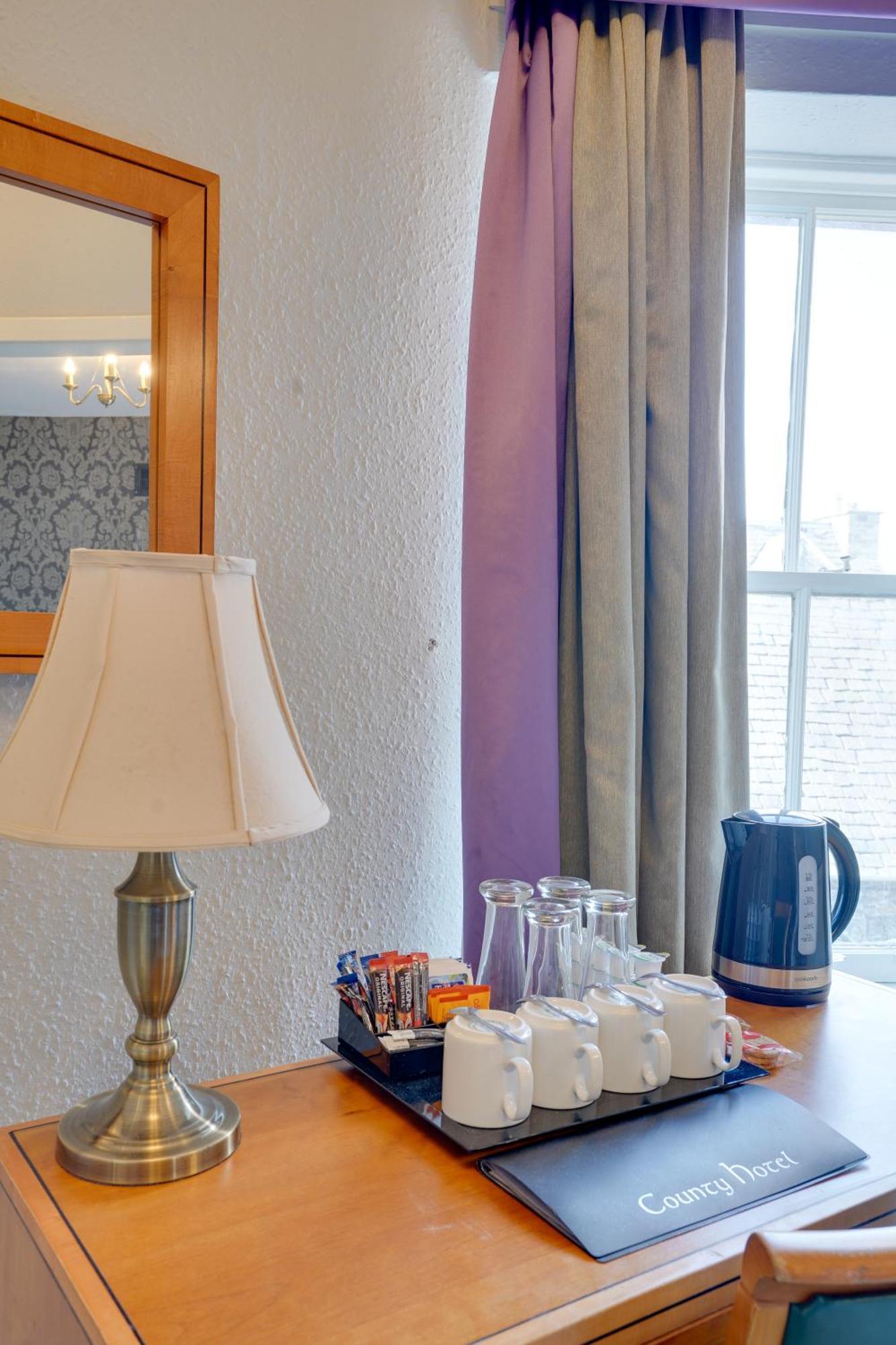 The County Hotel - Self Check-In, Ultra Fast Wi-Fi, Free Parking, Central Location Selkirk Zewnętrze zdjęcie