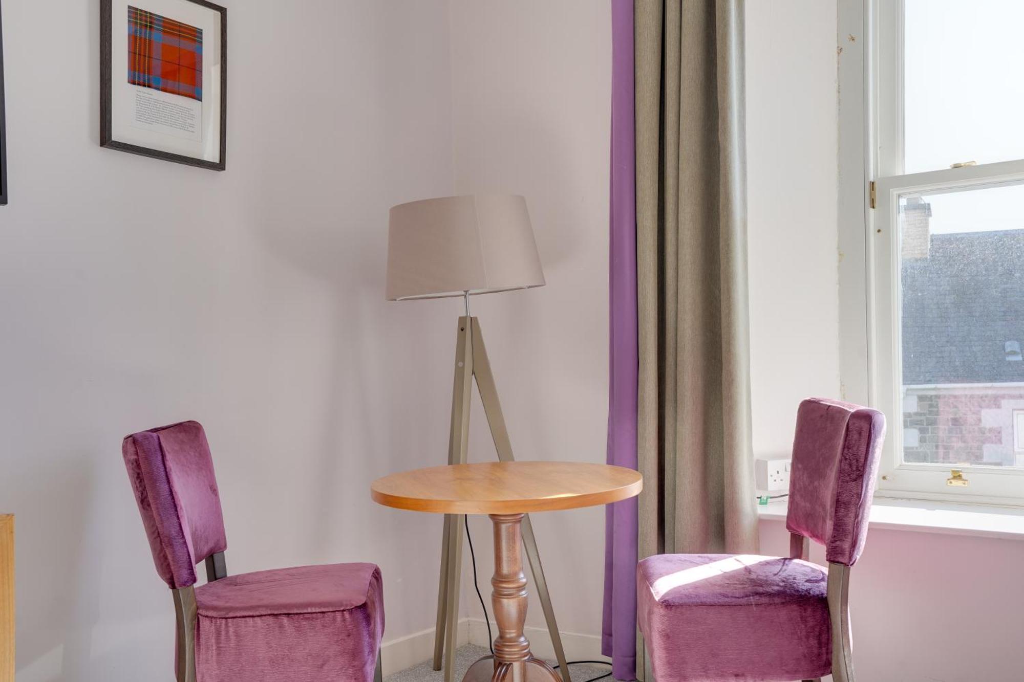 The County Hotel - Self Check-In, Ultra Fast Wi-Fi, Free Parking, Central Location Selkirk Zewnętrze zdjęcie